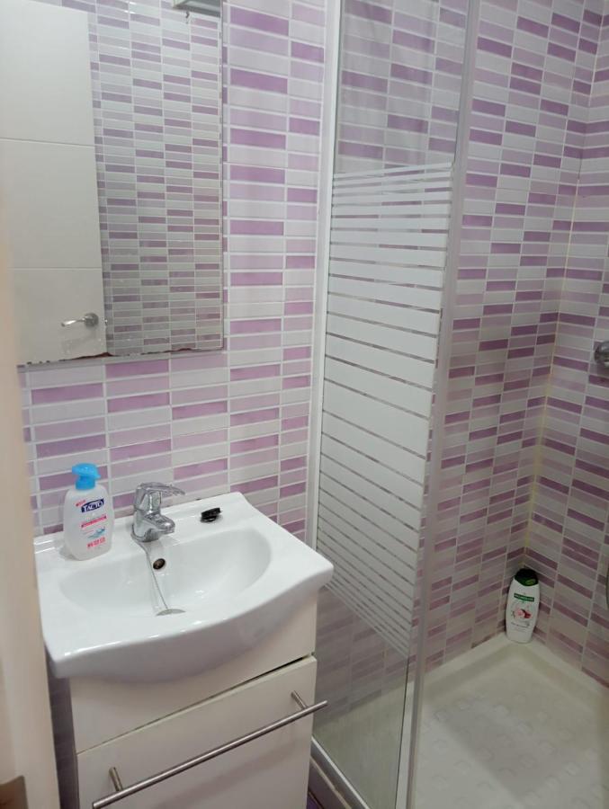 Apartamento 2 Dormitorios Cerca Del Wizink Madrid Bagian luar foto